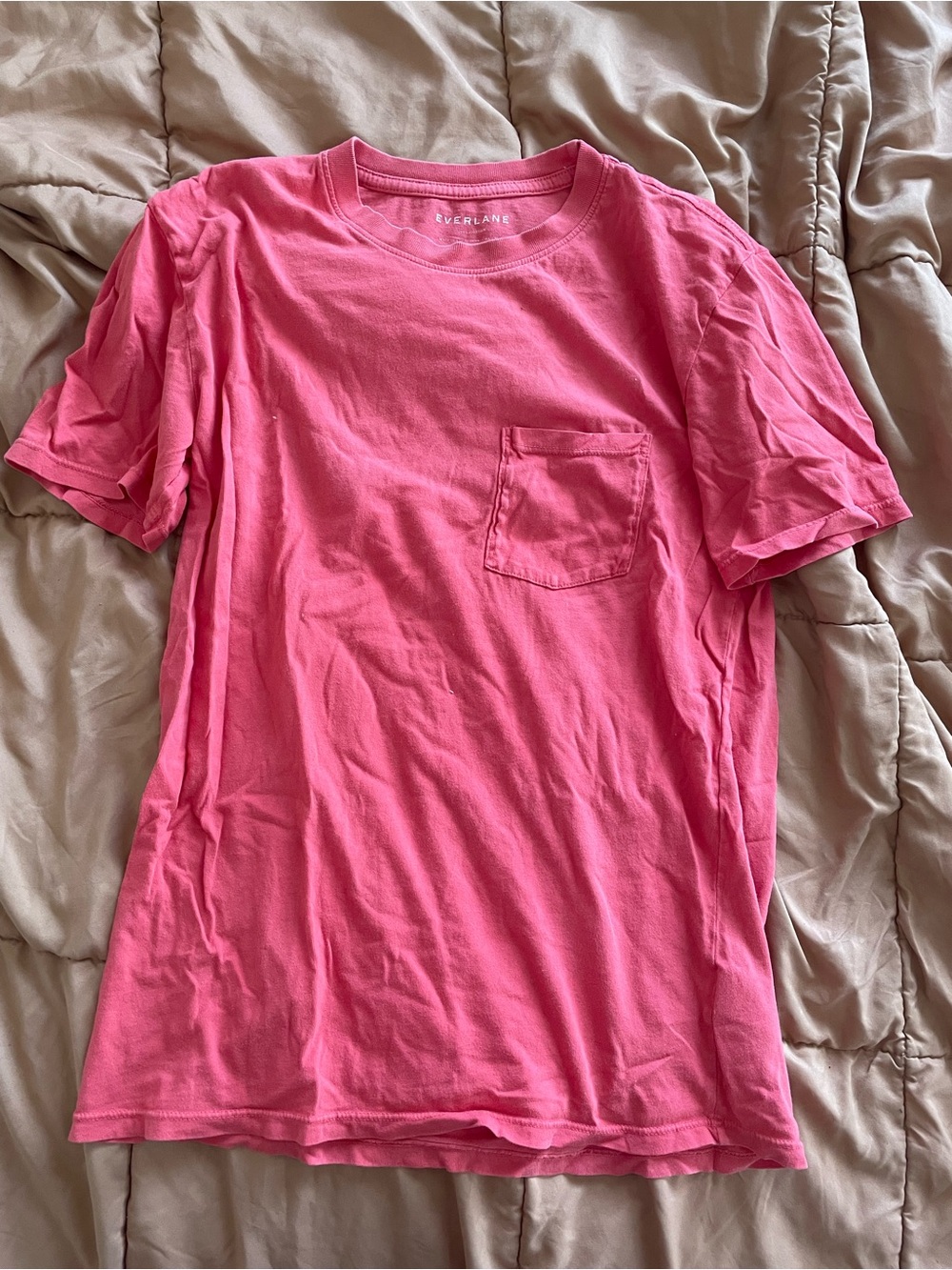 Everlane light red Short Sleeve Pocket Tee